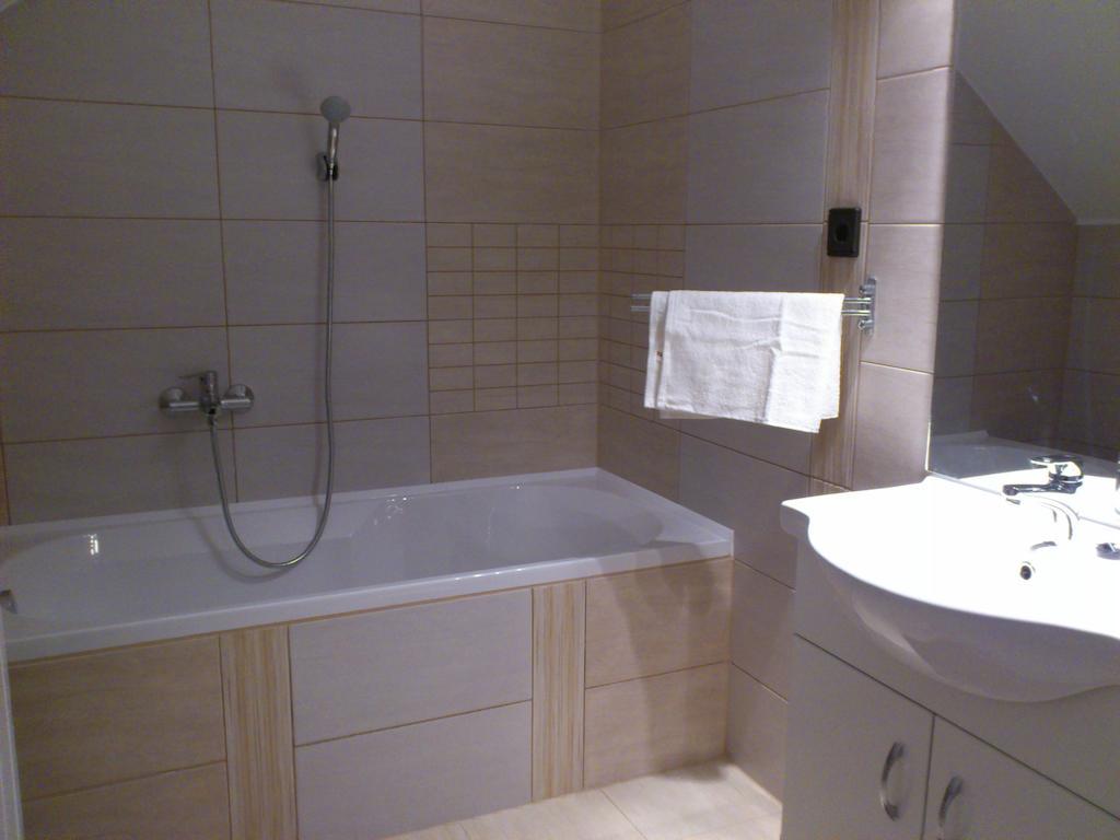 Relax Apartman Zalakaros Habitación foto
